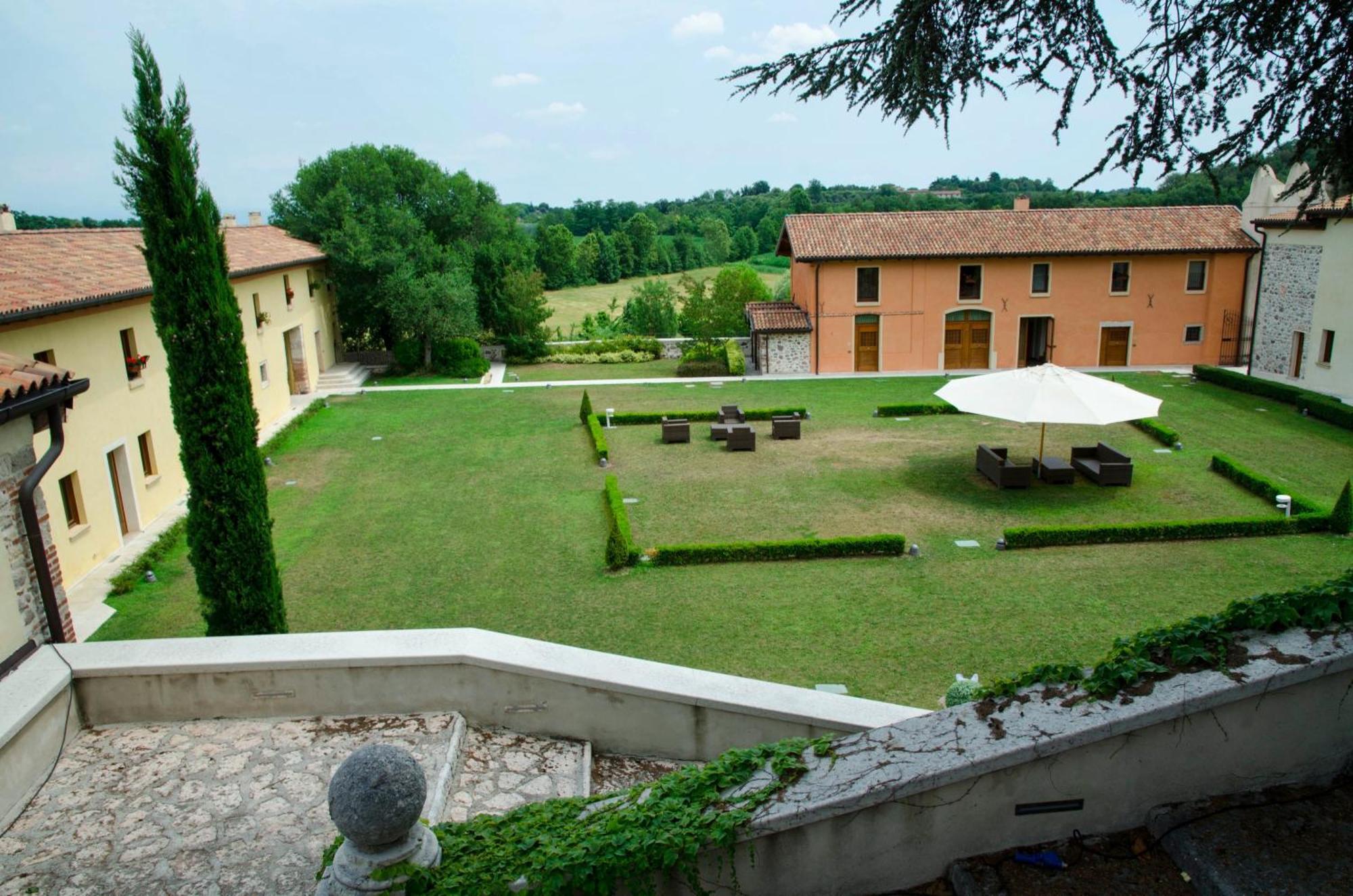 Relais Corte Cavalli Ponti sul Mincio Exterior foto