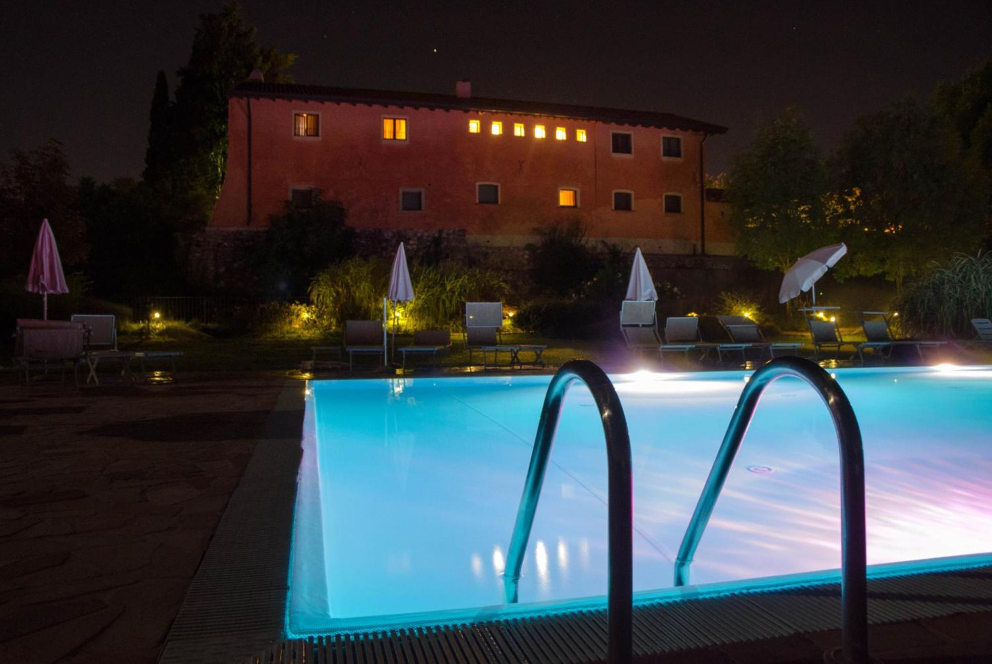 Relais Corte Cavalli Ponti sul Mincio Exterior foto